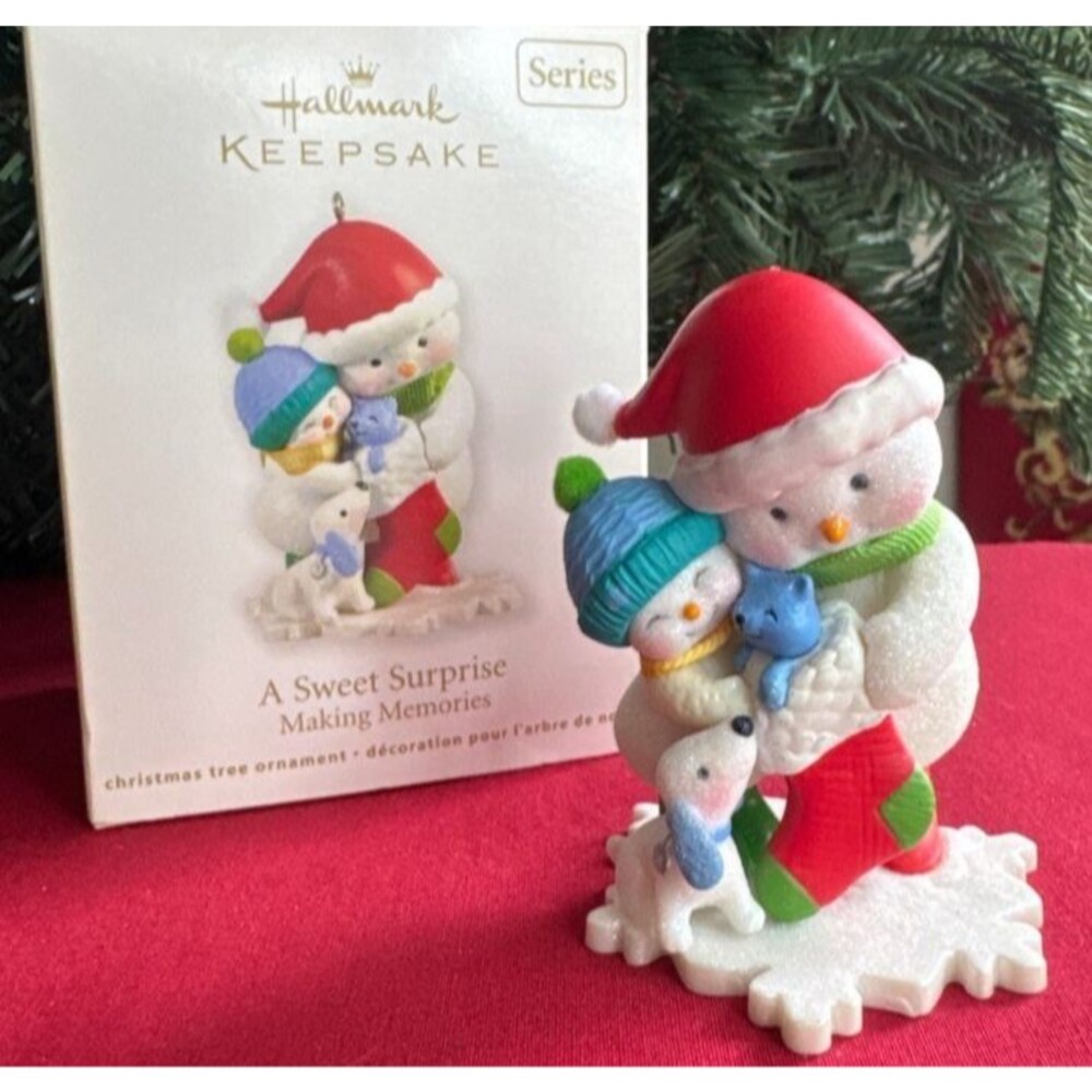Hallmark A Sweet Surprise 2012 Making Memories 5 Snowman Ornament QX8084